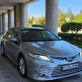 Toyota Camry 2022