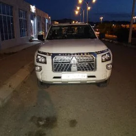 Mitsubishi L200 2025