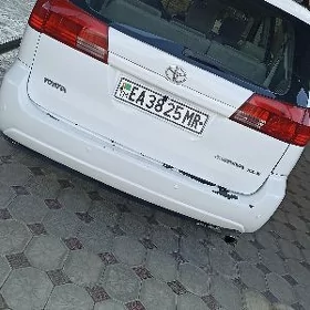 Toyota Sienna 2005