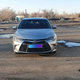 Toyota Camry 2016