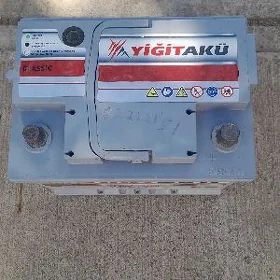 akkumlÿator