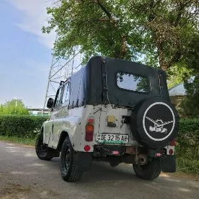 UAZ 469 1985