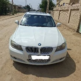 BMW 3 Series 2011
