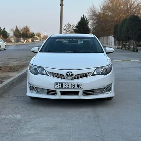 Toyota Camry 2013