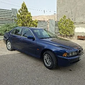 BMW E39 2000