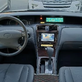 Toyota Avalon 2001