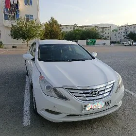 Hyundai Sonata 2012