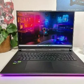 Asus Rog Strix Scar 18 игровой