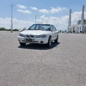 Ford Mondeo 1998