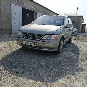 Opel Sintra 1999