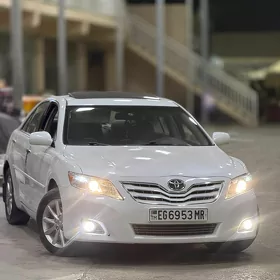Toyota Camry 2010