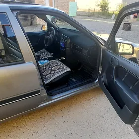 Opel Vectra 1989