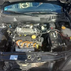 Opel Astra 2003