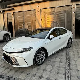 Toyota Camry 2024