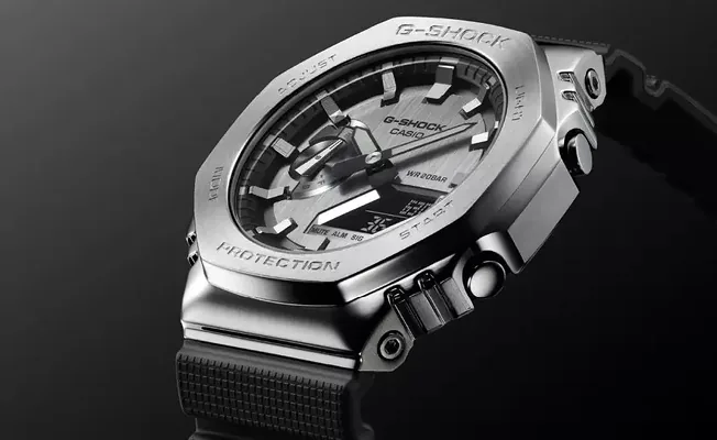 Casio «Ýyldyz söweşleriniň» stilinde täze sagatlaryny hödürledi