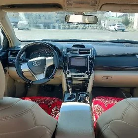Toyota Camry 2012