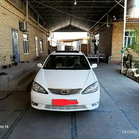 Toyota Camry 2003