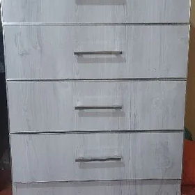 Satlyk mebel çeker