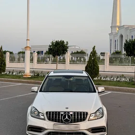 Mercedes-Benz C350 2010