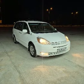 Toyota Sienna 2004