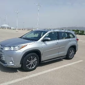 Toyota Highlander 2018