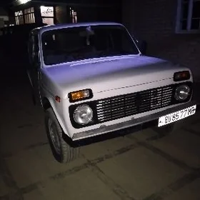 Lada Niva 1999