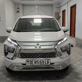 Mitsubishi Xpander 2024