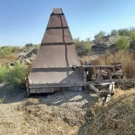 MTZ 80 2006