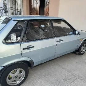 Lada 21099 2000