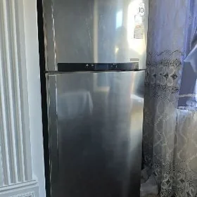 LG