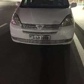 Toyota Sienna 2004