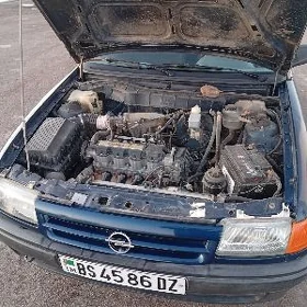 Opel Astra 1992
