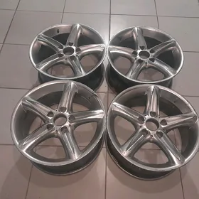 BMW 17 lik disga.