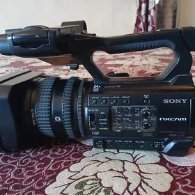 sony 100