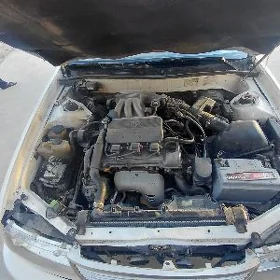 Toyota Avalon 1999