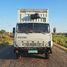 Kamaz 5320 1990