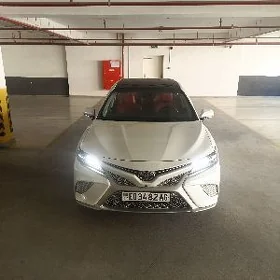 Toyota Camry 2021