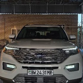 Ford Explorer 2022