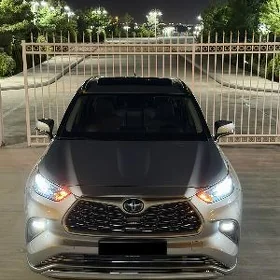 Toyota Highlander 2020