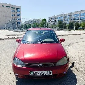 Lada Kalina 2005
