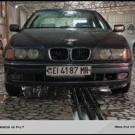 BMW E39 1999