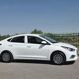 Hyundai Accent 2022