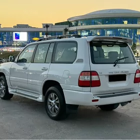 Toyota Land Cruiser 2000