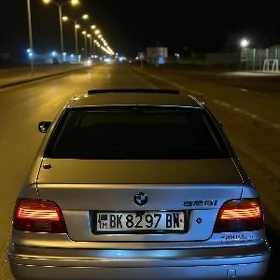 BMW E39 1999