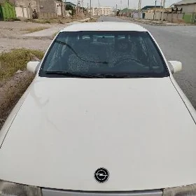 Opel Vectra 1990