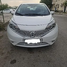 Nissan Versa Note 2019