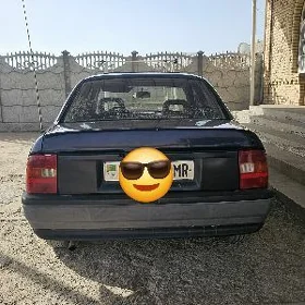 Opel Vectra 1990
