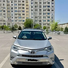 Toyota RAV4 2017