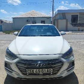 Hyundai Elantra 2018