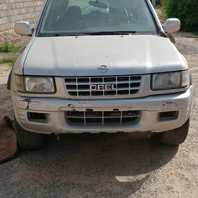 Opel Frontera 2001